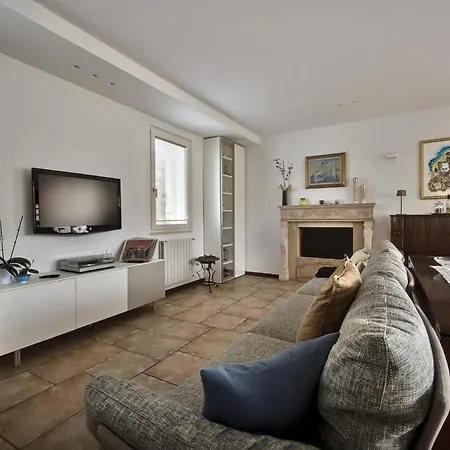Apartment Luxury Beneventi With Pool