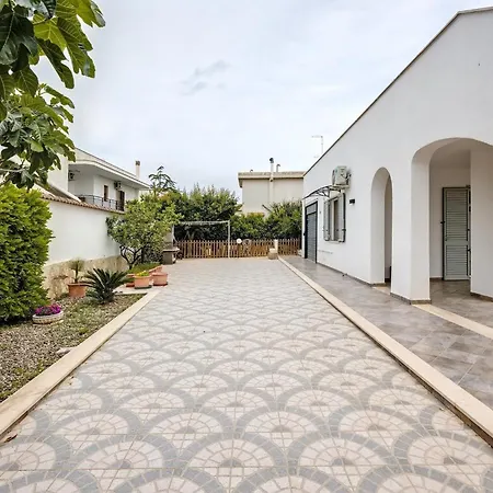 Luxury Beneventi With Pool * Bari